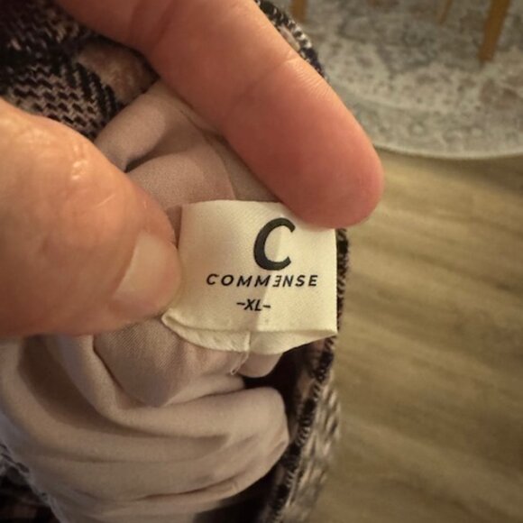 Commense Skirt - Picture 4 of 4